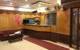 Shramajeevi Deluxe Lodge